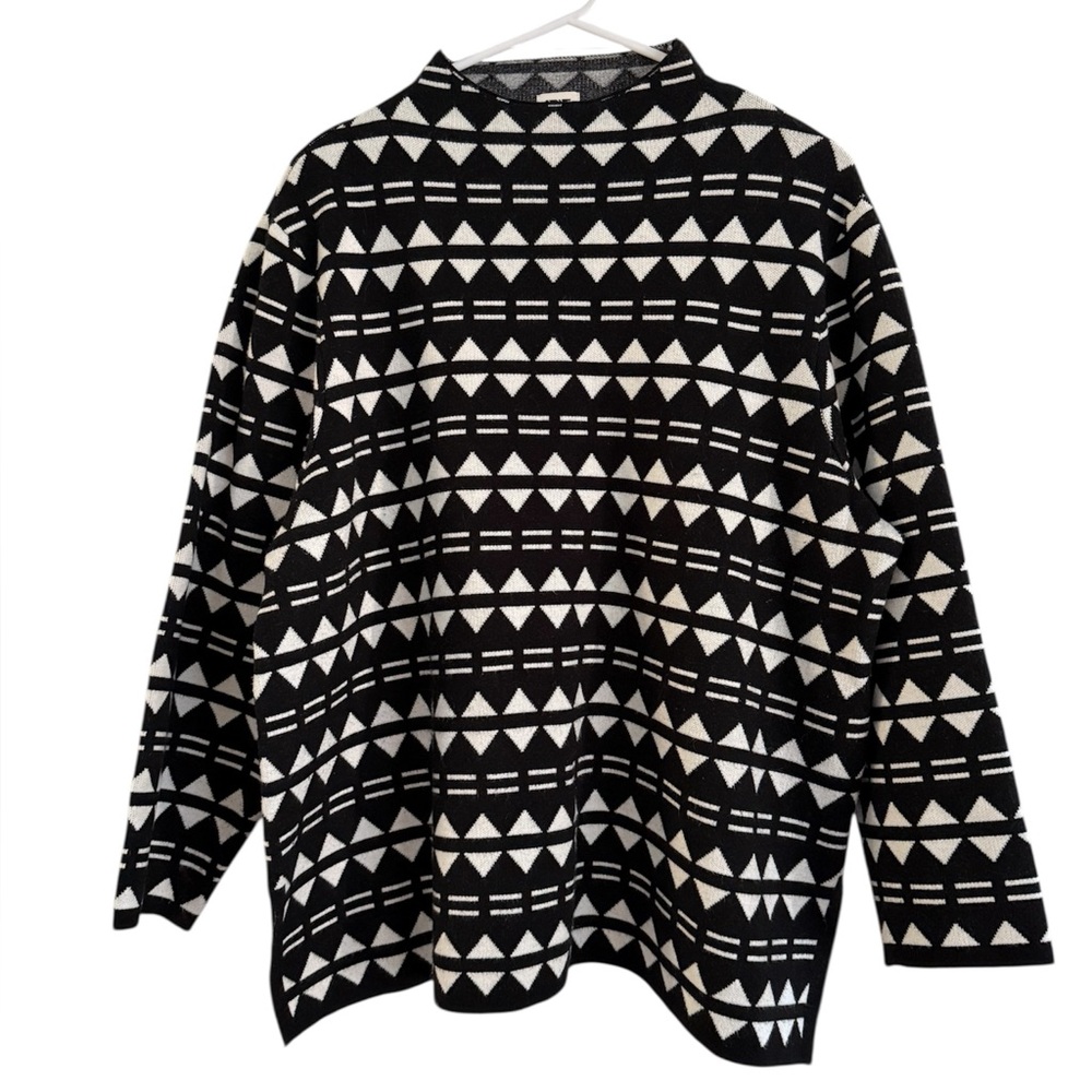 Anne Klein Monochrome Geometric Black White Knit Mock Neck Sweater